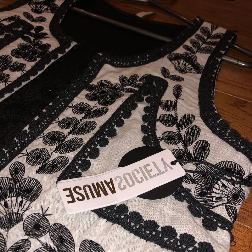 Women’s Amuse Society vest
